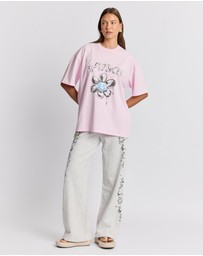 MAKU - Smiley Flower Oversized Tee