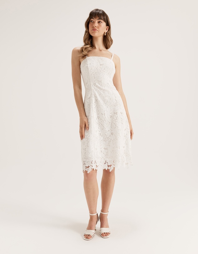 Review - Santiago Lace Dress