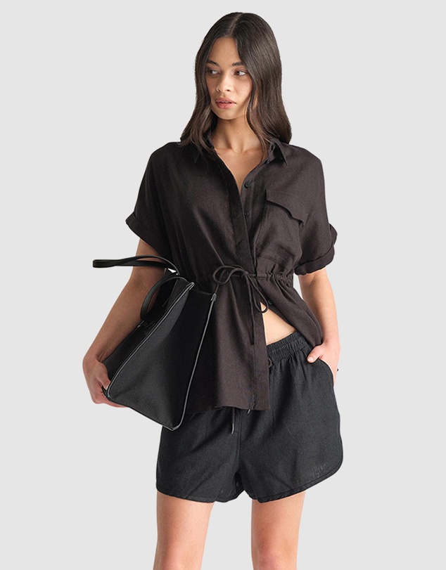 Decjuba - D-Luxe Linen Blend Curved Shorts