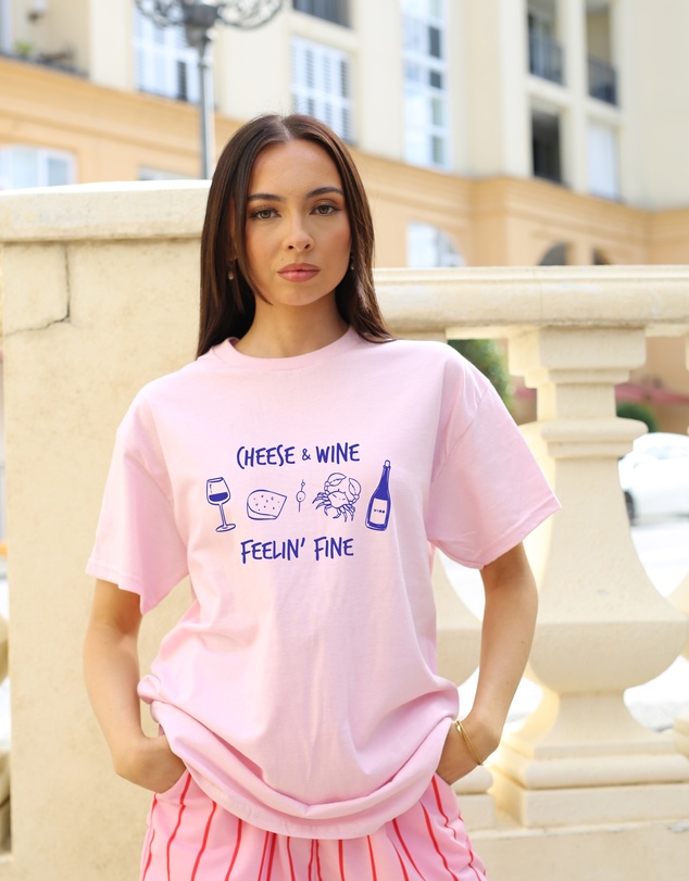 Vacancy Co - Feelin' Fine Tee