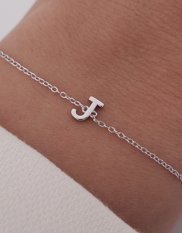 The Silver Collective - Petite A-Z Letter Bracelet Silver - J