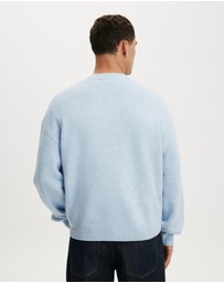 Cotton On - Box Fit Fuzzy Crew Knit