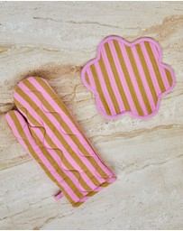 Mosey Me - Lilac Sprout Oven Mitt