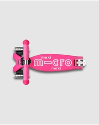 Micro Scooters - Micro Maxi Deluxe LED Foldable 3-Wheel Scooter
