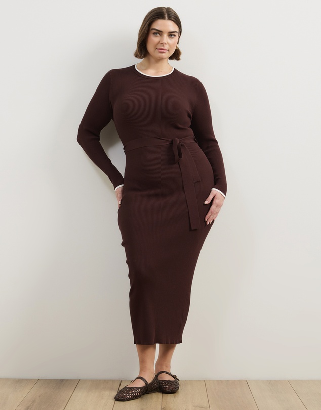 Atmos&Here Curvy - Maci Fitted Midi Knit Dress