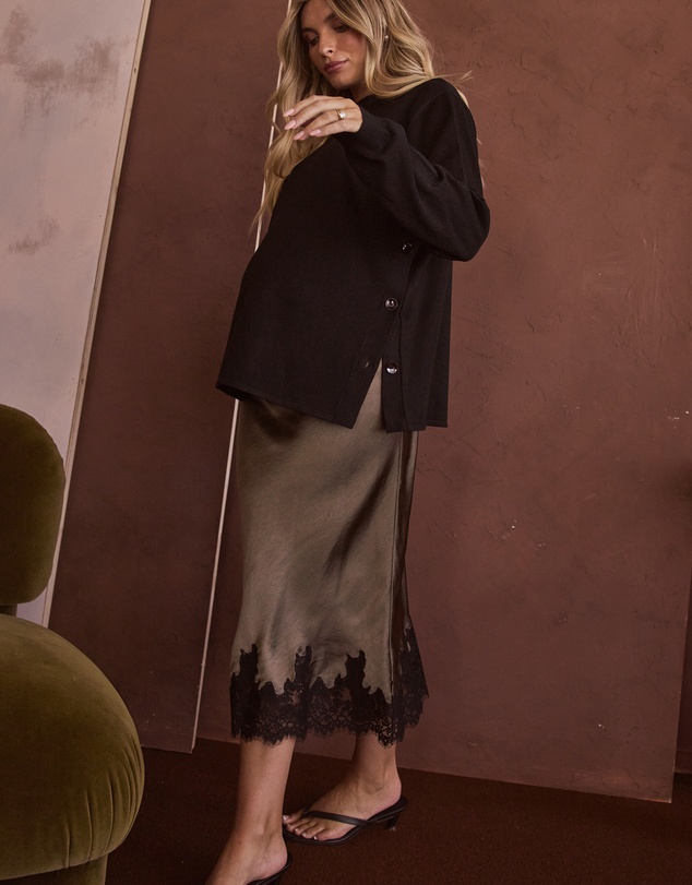 Soon Maternity - Silky Lace Skirt