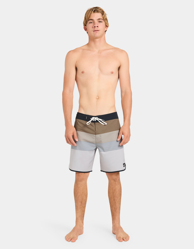 Quiksilver - Mens Surfsilk Scallop 18