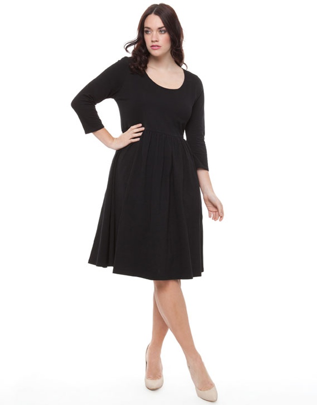 BASIC 17 Sundays - Fit n Flare Dress