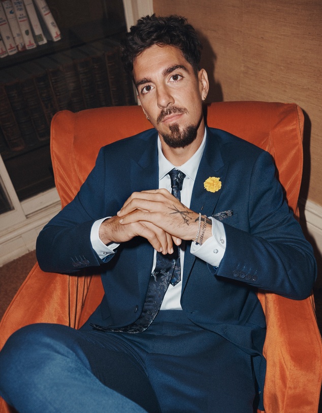 Politix - Charly Flower Lapel Pin