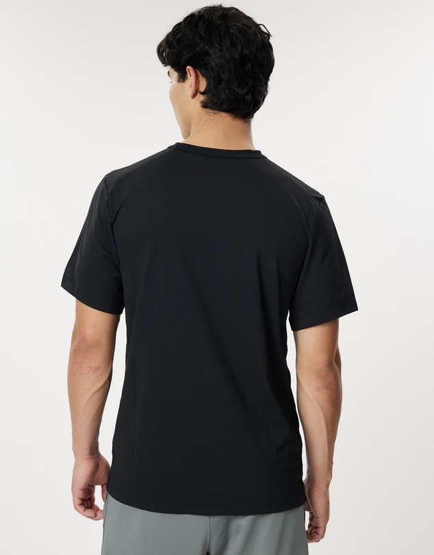 Nike - Dri-FIT UV Hyverse Short-Sleeve Fitness Top