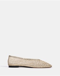DoF Studios - Maison Slippers