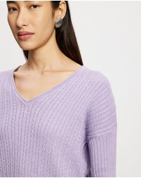 Lindsay Nicholas New York - V-Neck Cable Sweater