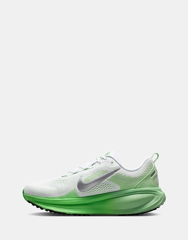 Nike - Vomero 18 - Women's