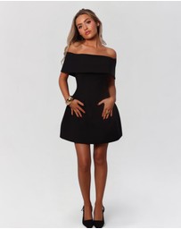 Heiress Beverly Hills - Strapless Off The Shoulder A-Line Mini Dress