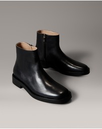 Calvin Klein - Refined Zip Leather Boots