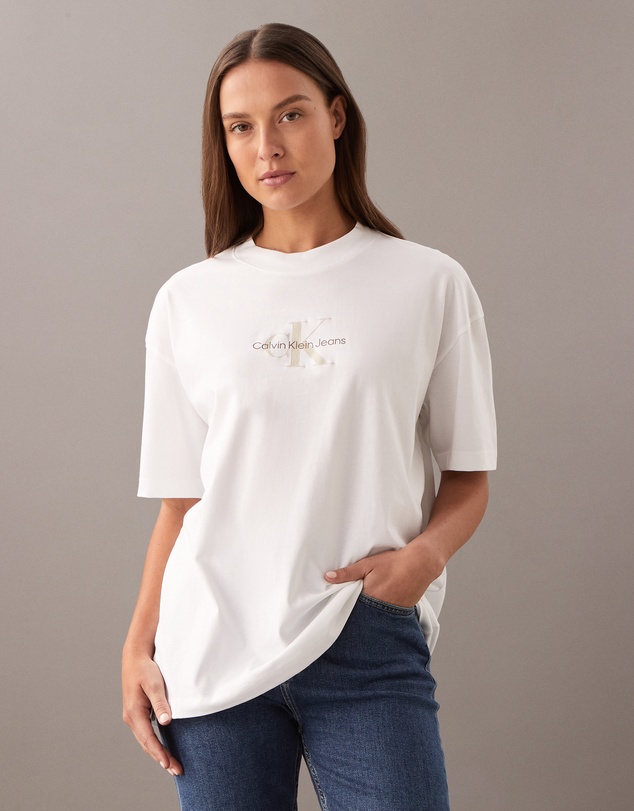 Calvin Klein Jeans - Distressed Monogram Boyfriend T-Shirt