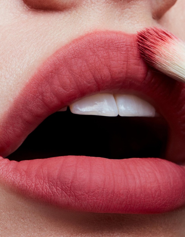 MAC - Powder Kiss Lipstick