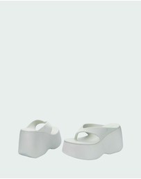 Melissa - Melissa Free Thong Wedge