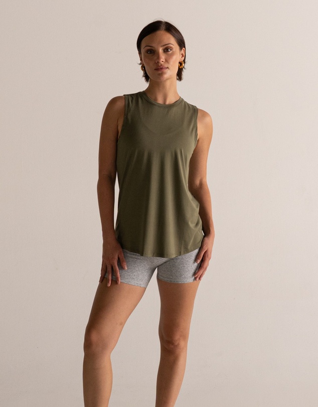 HyperLuxe The Label - Tank Top