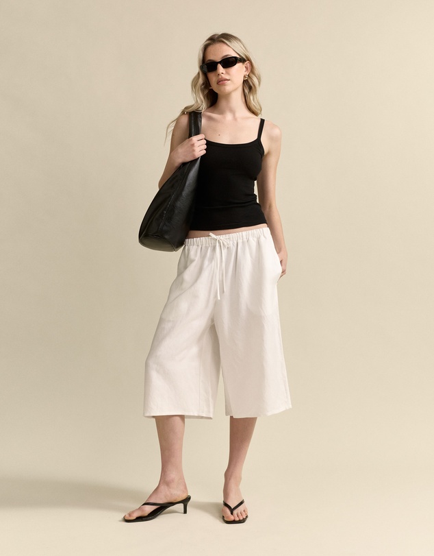 MVN - Long Linen Shorts