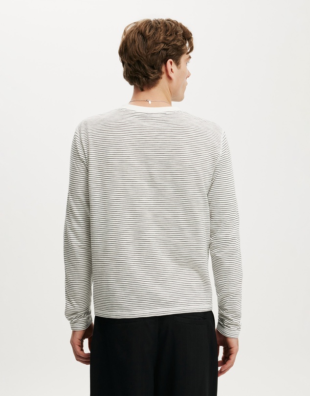 Cotton On - Fitted Henley Long Sleeve T-Shirt