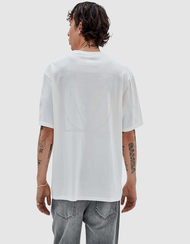 GUESS Originals - GUESS Originals Triangle Logo Tee