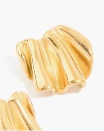 Lovisa - Waterproof Gold Plated Stainless Steel Wavy Fan Stud Earrings