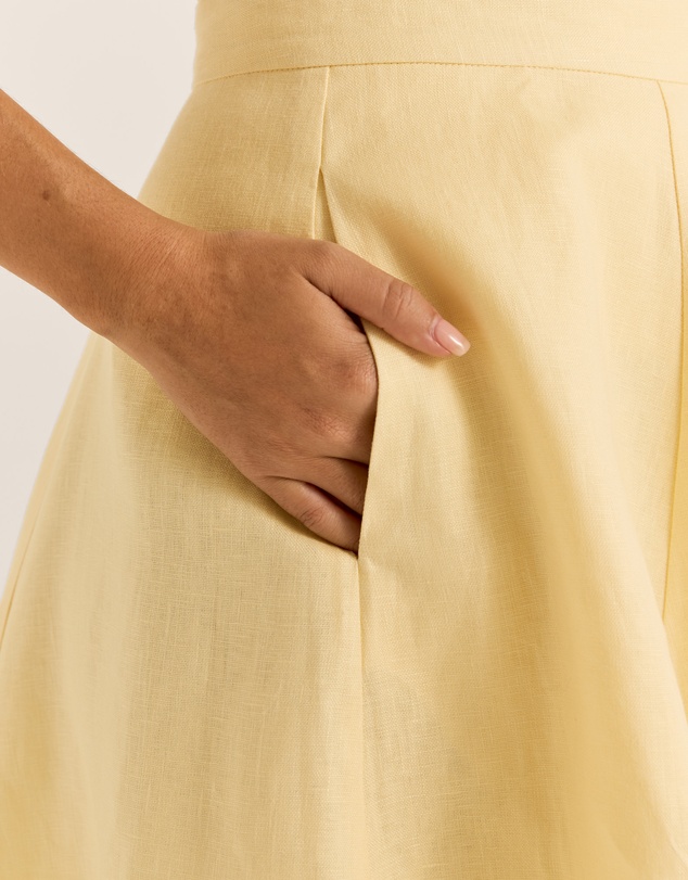 Review - Norah Linen Mini Skirt