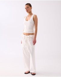 Style Addict - Camille Scoop Neck Tank