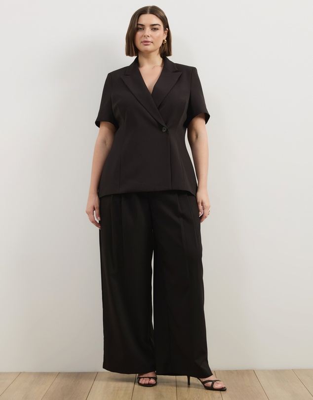 Atmos&Here Curvy - Marlow Short Sleeve Blazer
