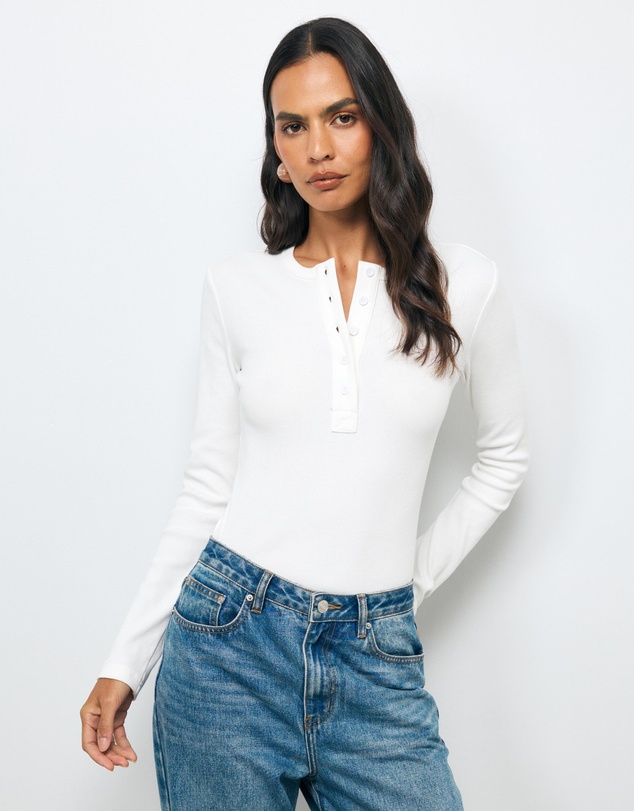 AERE - Della Long Sleeve Rib Henley Top