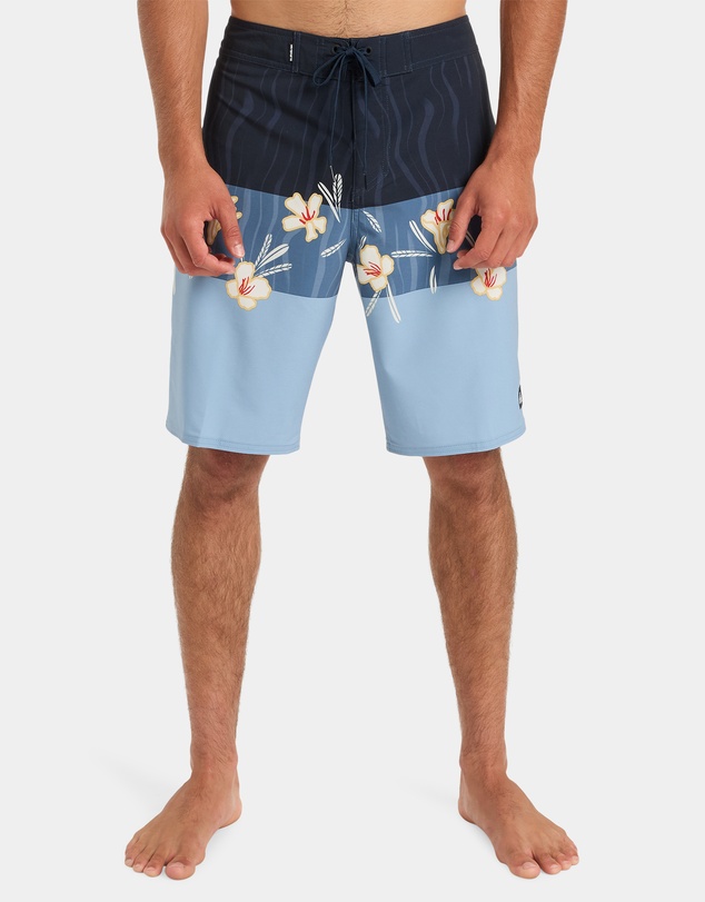 Quiksilver - Mens Surfsilk Straight 18