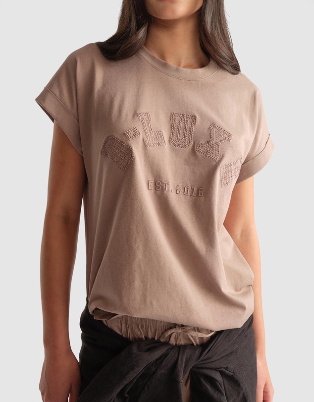 Decjuba - D-Luxe Collegiate Tonal Tee