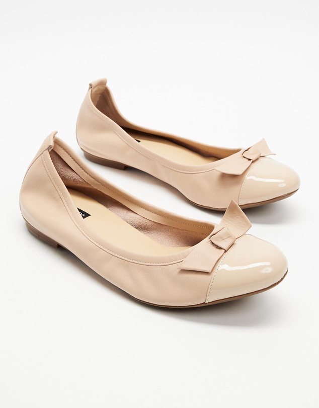 Nina Armando - Madeline Ballet Flats