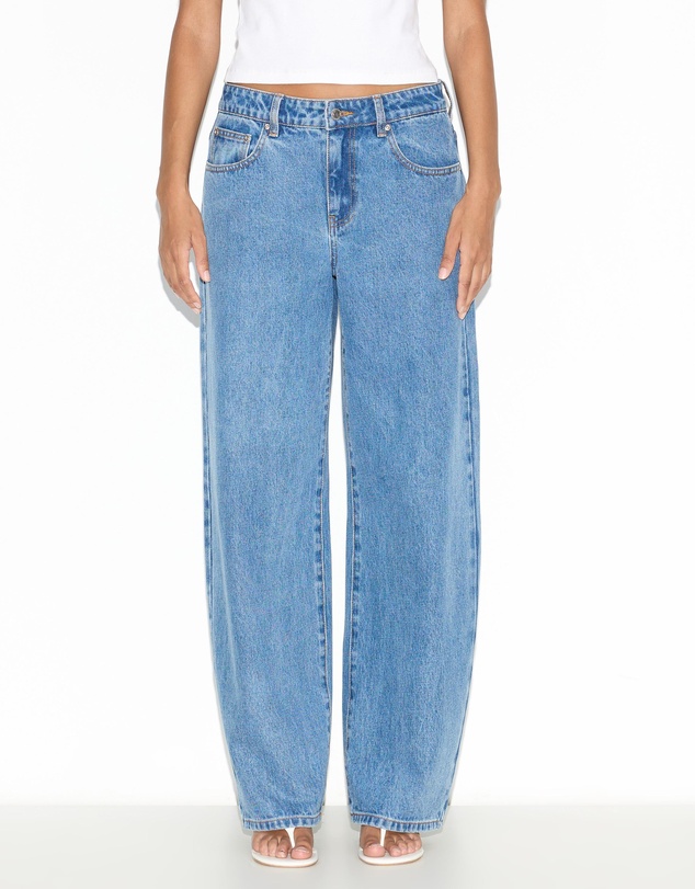 Dazie - Tokyo Low Relaxed Jeans