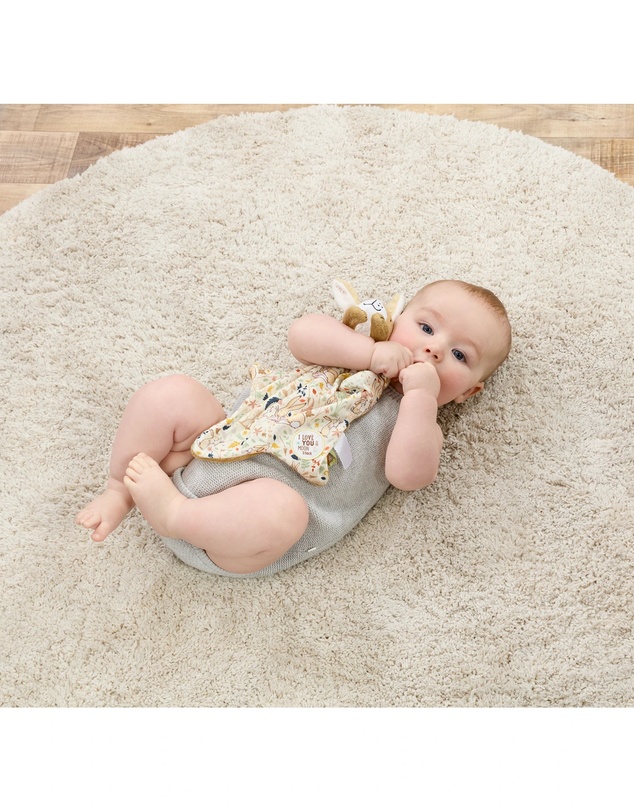 Guess how much I love you - Nutbrown Hare Snuggle Blanket