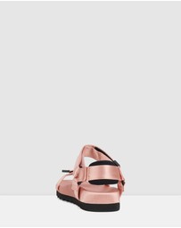 Rollie - Sandal Tooth Wedge
