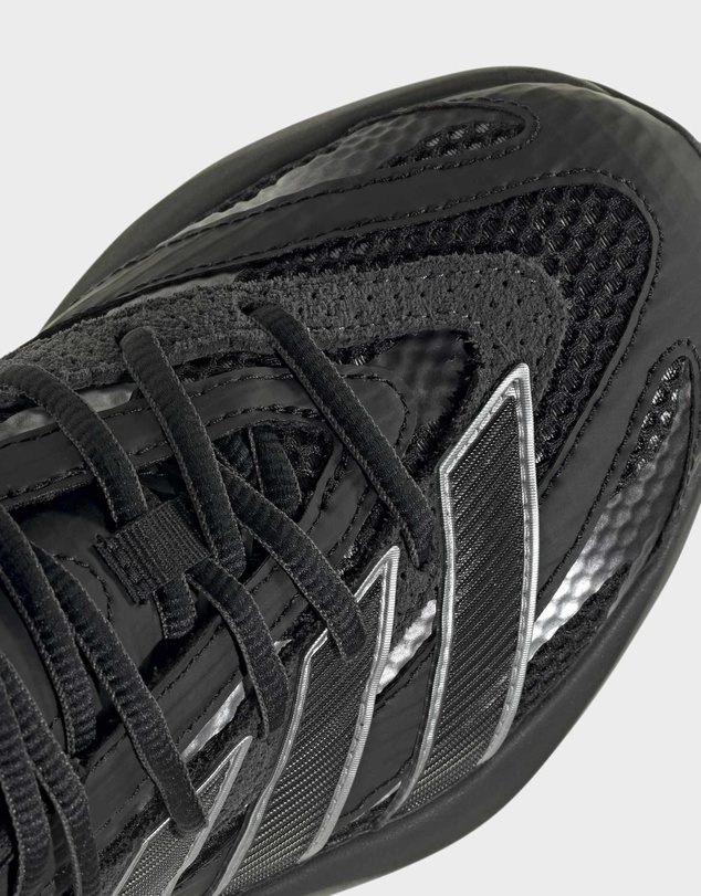 adidas Sportswear - LIGHTBLAZE Shoes Womens