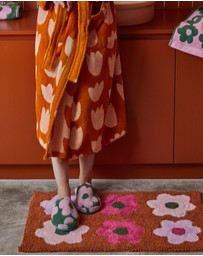 Mosey Me - Flowerbed Bath Mat