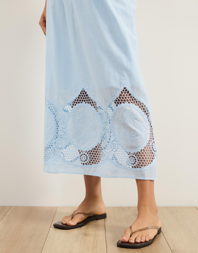 Atmos&Here - Cora Embroidered Midi Skirt