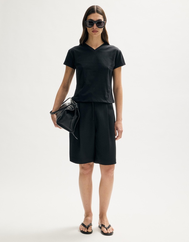 Minima Esenciales - Sabine High V Neck T-Shirt