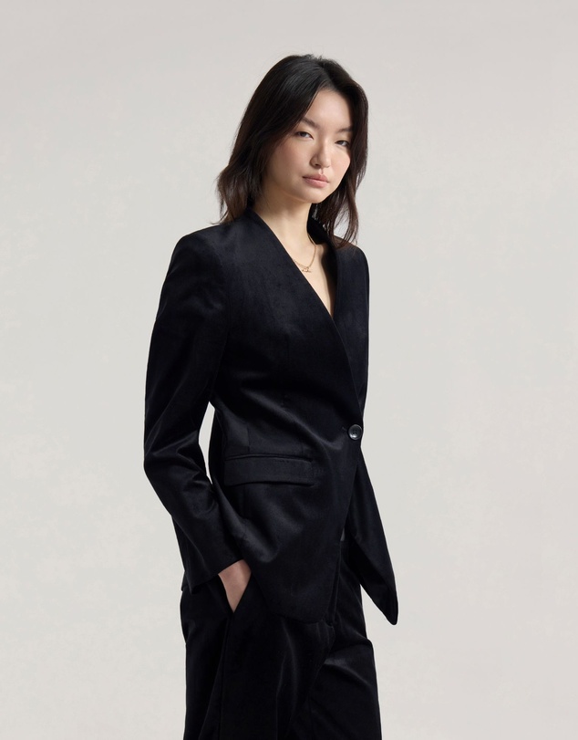 Oxford - Raffi Velvet Collarless Blazer