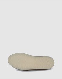 Brando - Cruise Low Top Sneakers