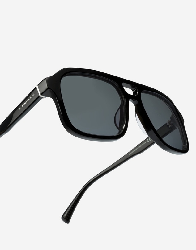 Hawkers Co - HAWKERS Sunglasses for Men and Women - UV400 CROUPIER Model - Aviator Sunglasses