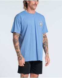 Vacancy Co - Life on the Rocks Tee