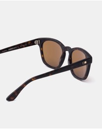 Otis - Summer of 67 X - Polarised