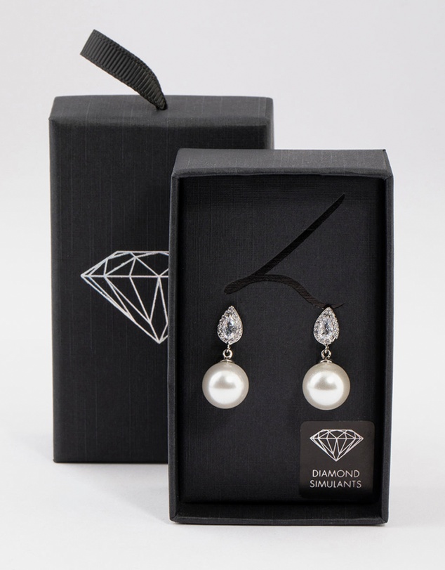 Lovisa - Silver Diamante Pear & Pearl Drop Earrings