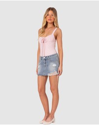 EDIKTED - Ginnie Low Rise Distressed Denim Mini Skirt