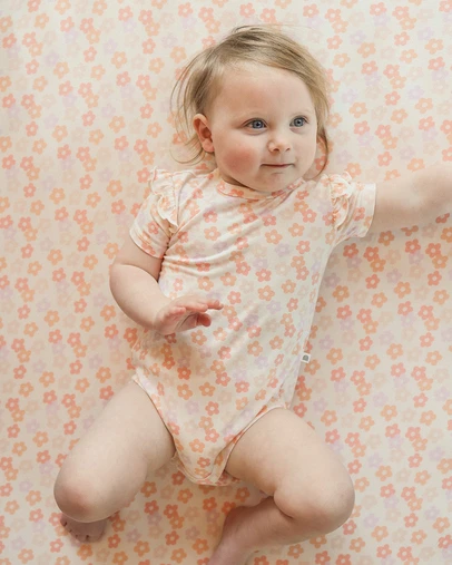 Kynd Baby - Fitted Cot Sheet in Blooms