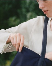 Yu Mei - Medium Utility Braidy Bag